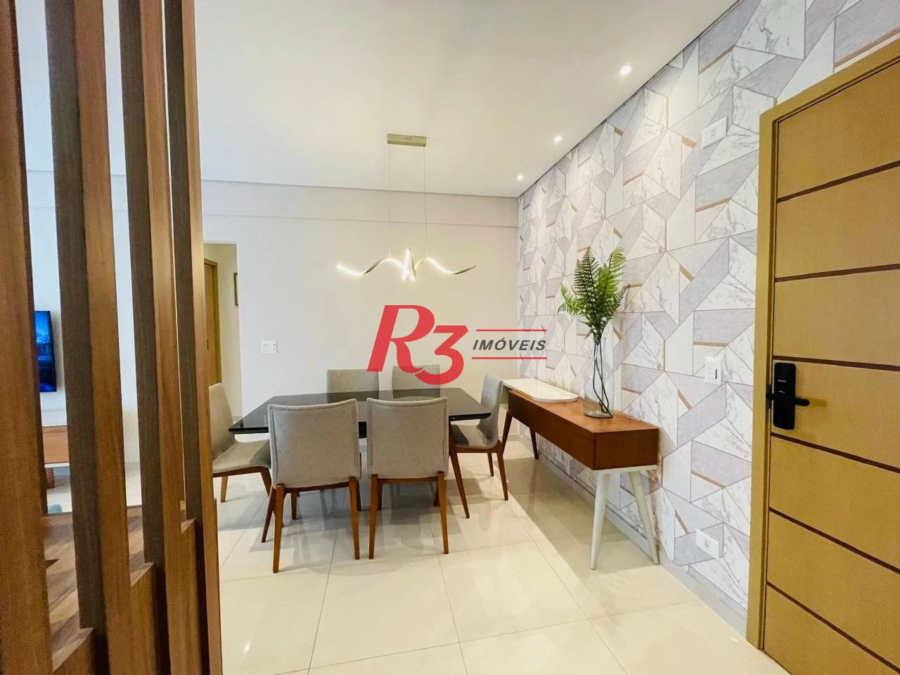 Apartamento para alugar, 108 m² por R$ 8.750,00/mês - Gonzaga - Santos/SP