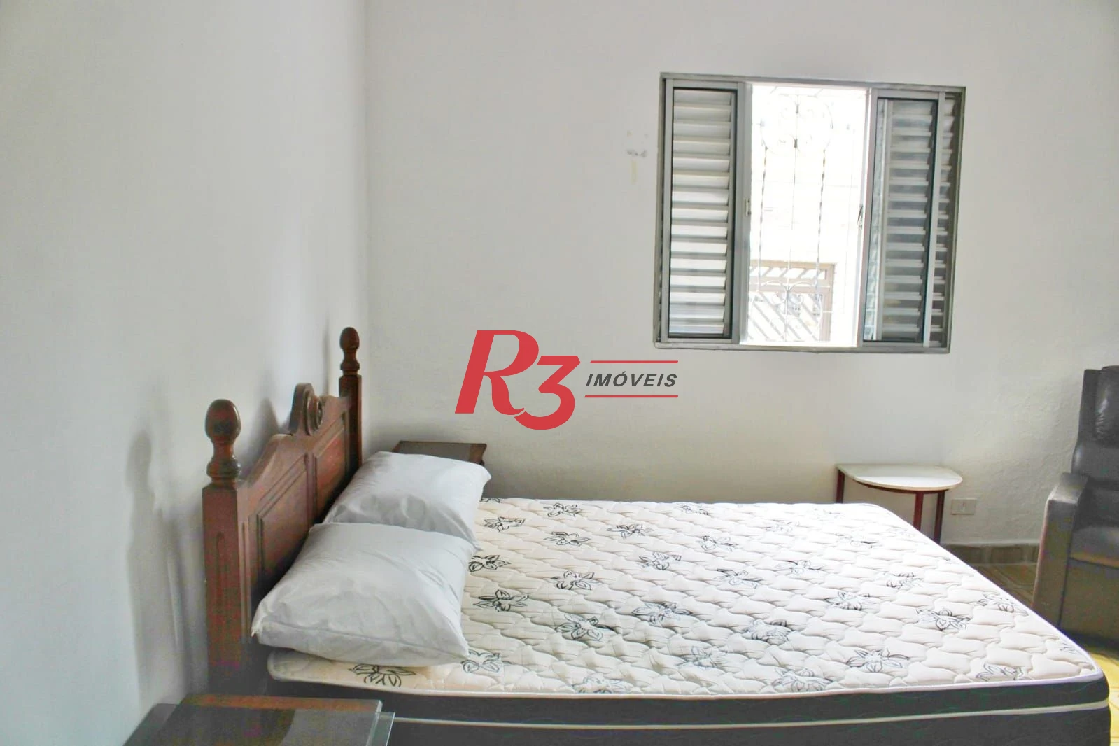 Casa com 3 dormitórios à venda, 148 m² por R$ 1.330.000,00 - Marapé - Santos/SP