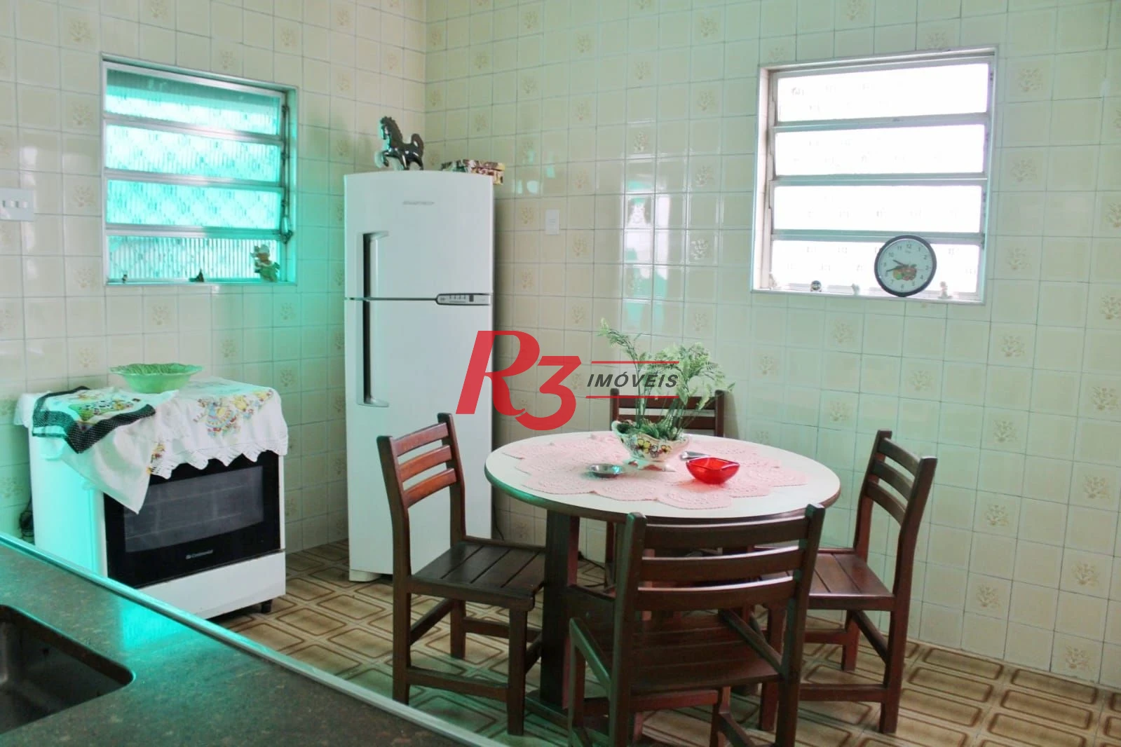 Casa com 3 dormitórios à venda, 148 m² por R$ 1.330.000,00 - Marapé - Santos/SP