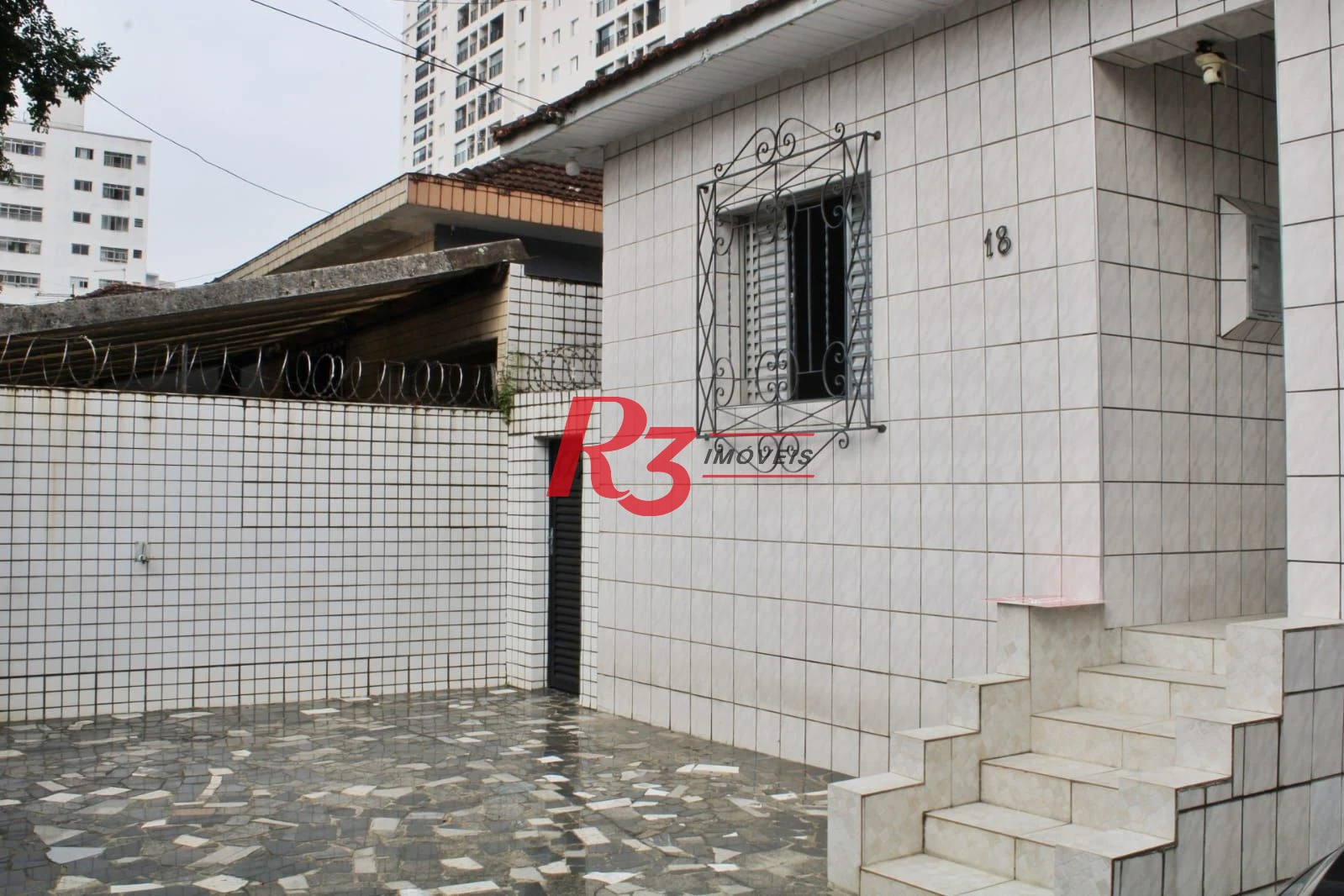 Casa com 3 dormitórios à venda, 148 m² por R$ 1.330.000,00 - Marapé - Santos/SP