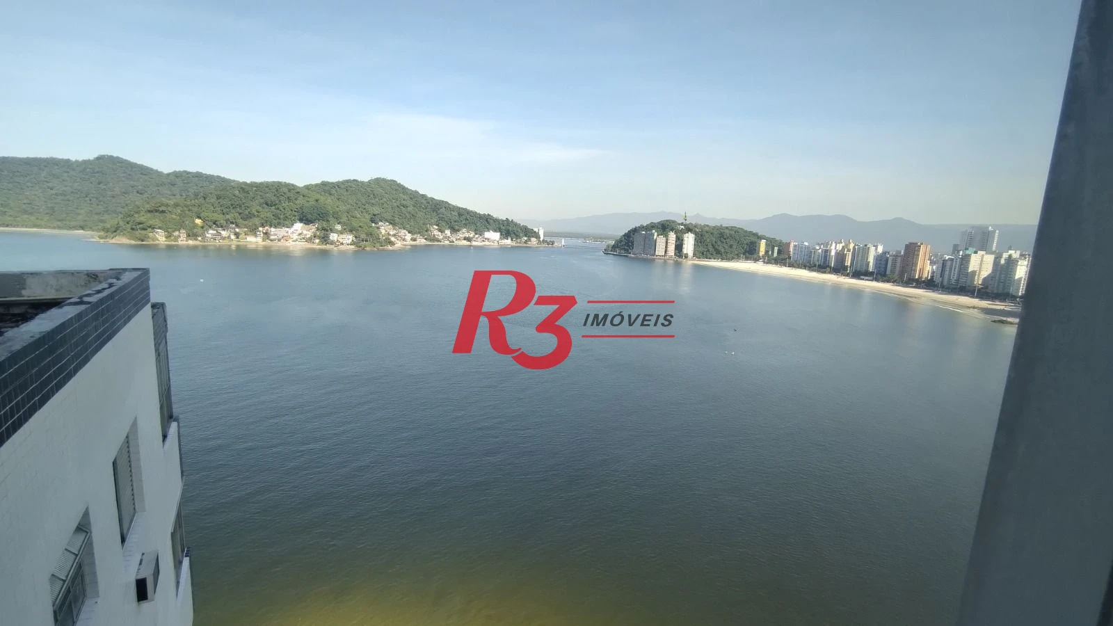 Apartamento com 4 dormitórios à venda, 274 m² por R$ 900.000,00 - Itararé - São Vicente/SP