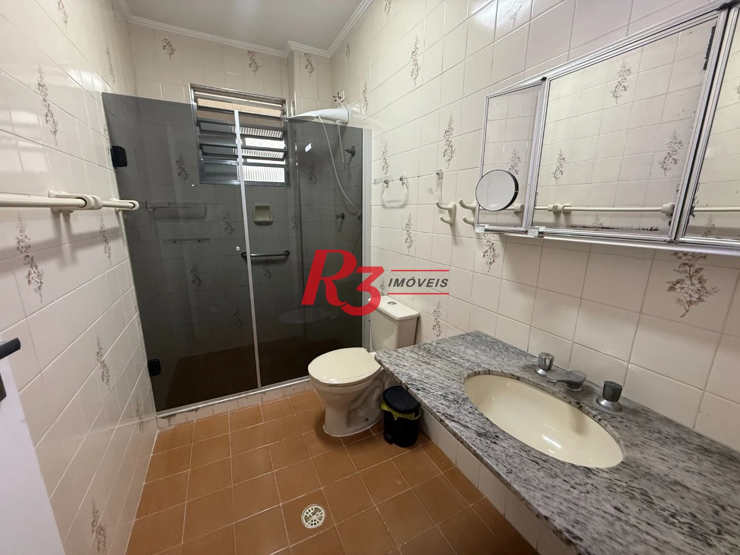 Apartamento com 2 dormitórios para alugar, 90 m² por R$ 3.800,02/mês - José Menino - Santos/SP
