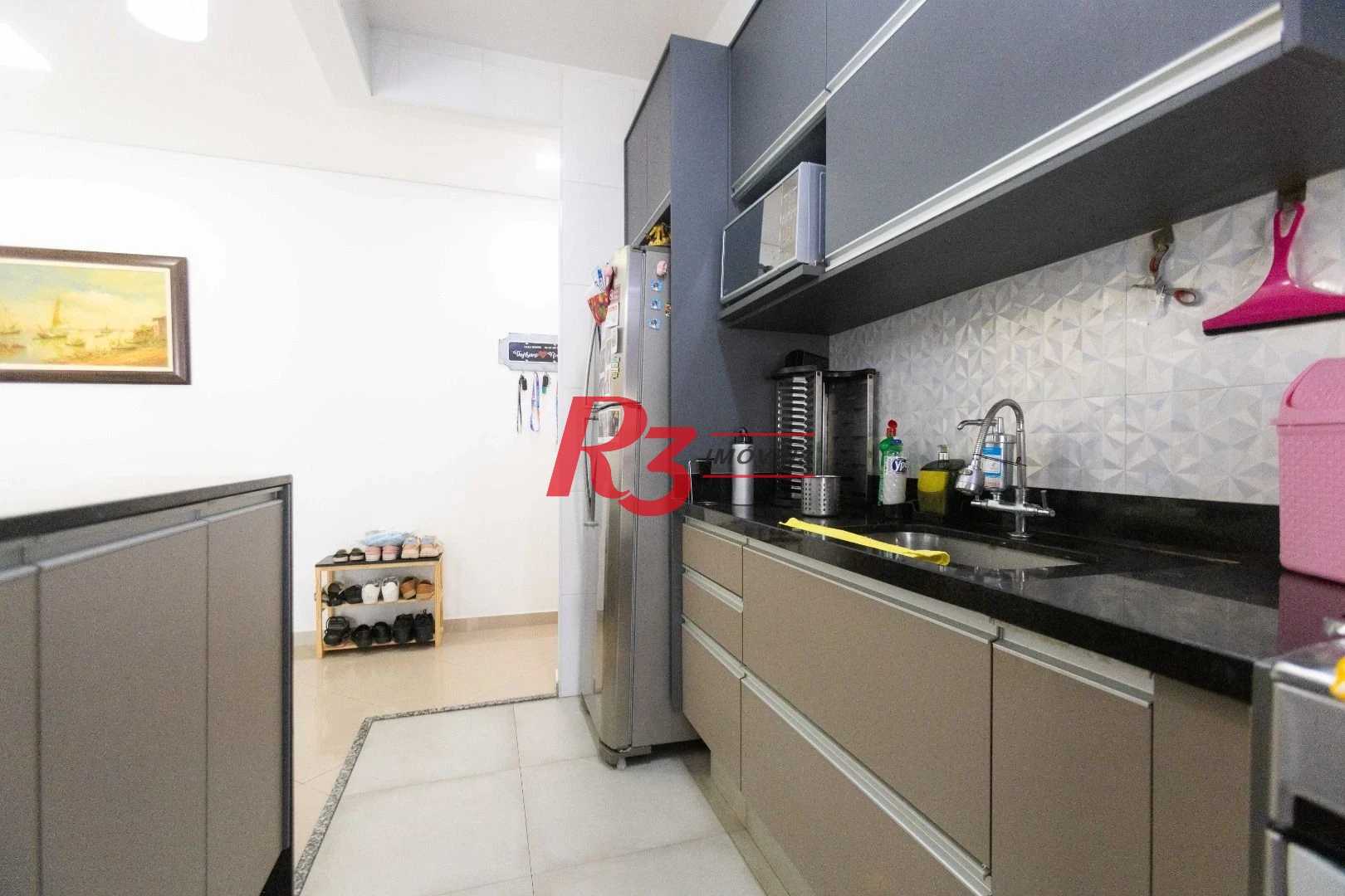 Apartamento com 2 dormitórios à venda, 64 m² por R$ 640.000,00 - Estuário - Santos/SP