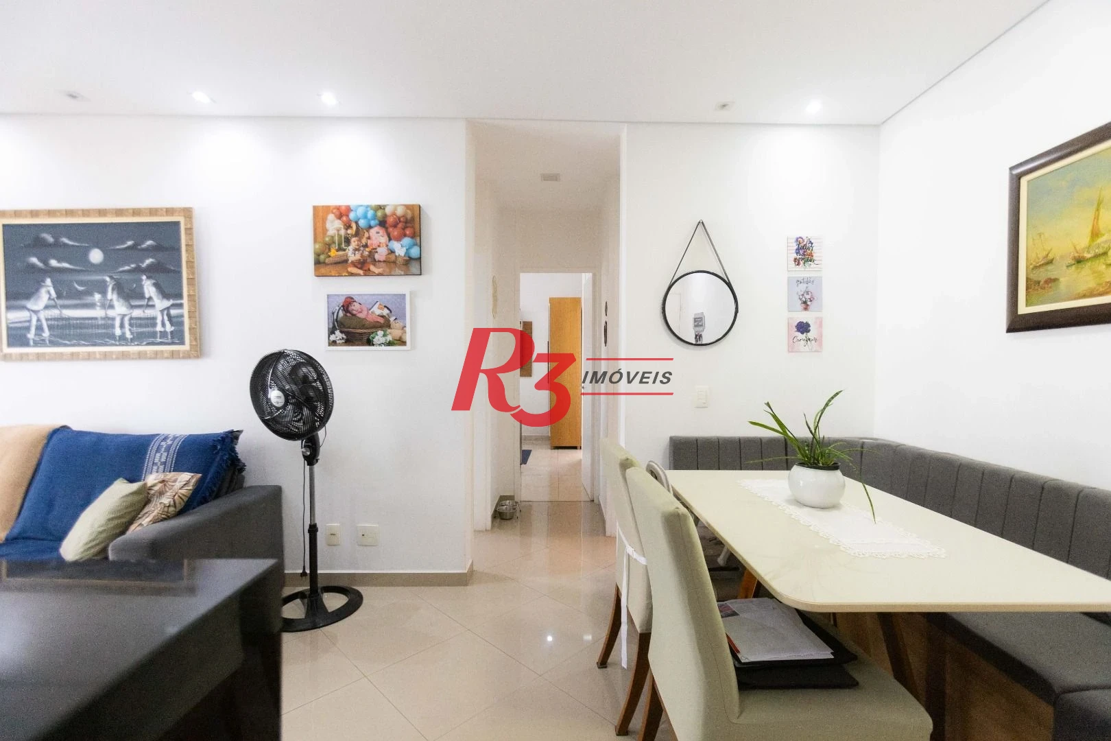 Apartamento com 2 dormitórios à venda, 64 m² por R$ 640.000,00 - Estuário - Santos/SP