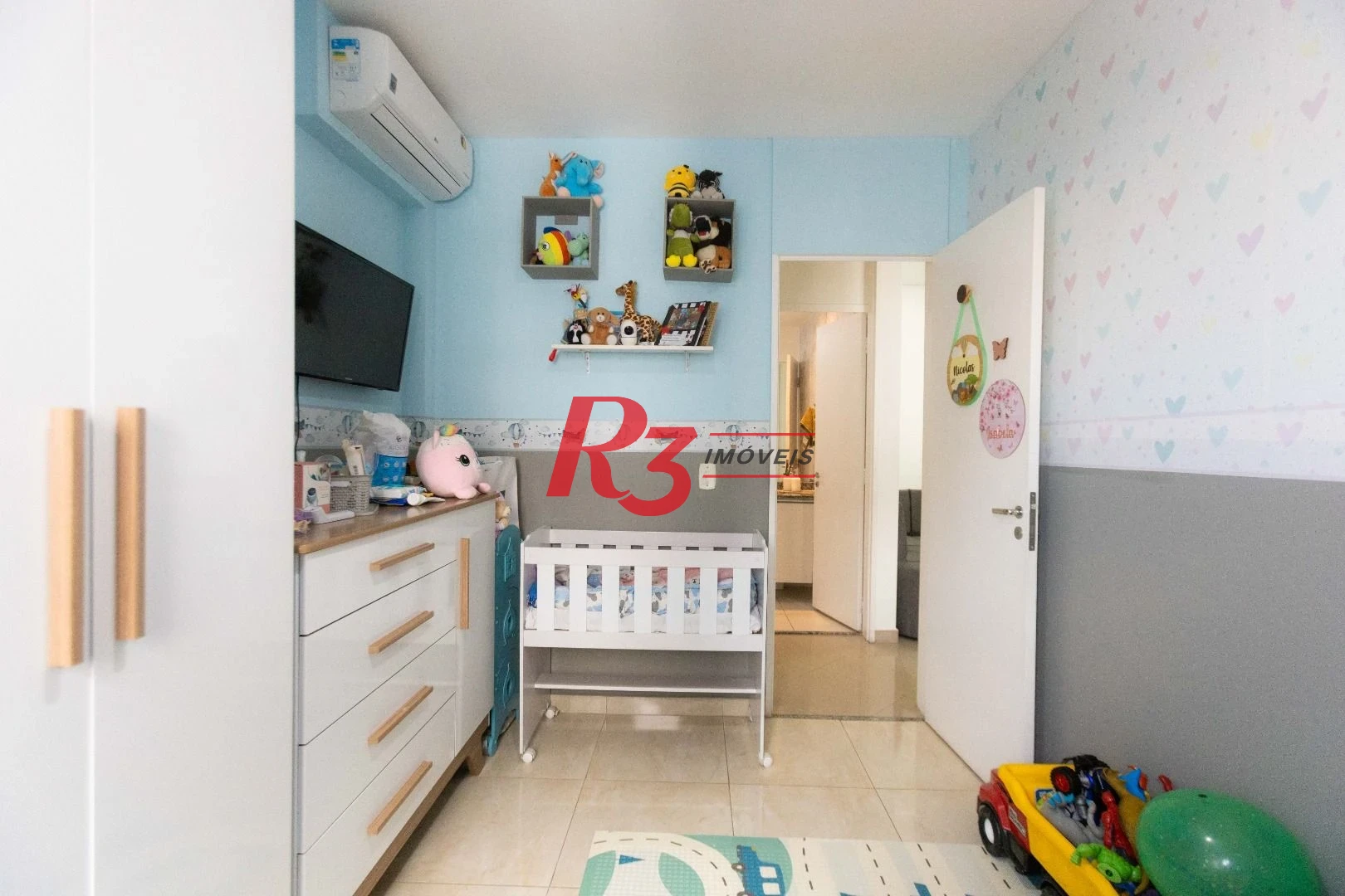 Apartamento com 2 dormitórios à venda, 64 m² por R$ 640.000,00 - Estuário - Santos/SP