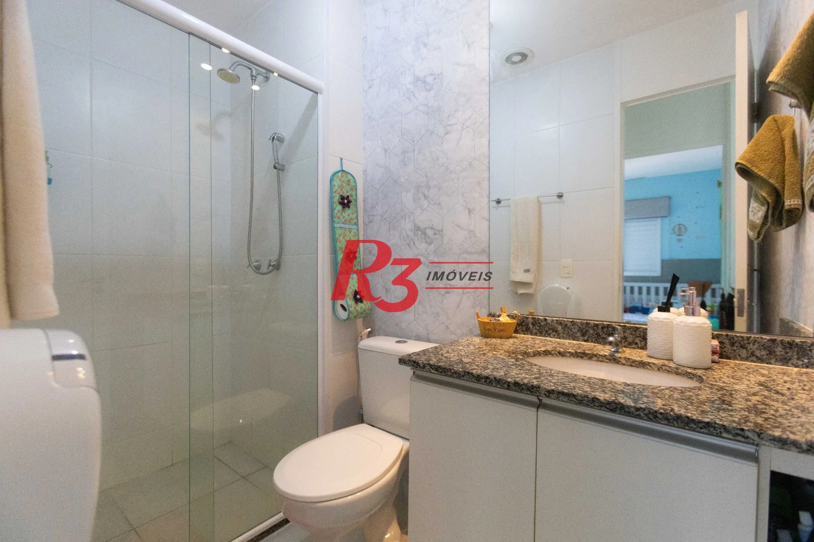 Apartamento com 2 dormitórios à venda, 64 m² por R$ 640.000,00 - Estuário - Santos/SP