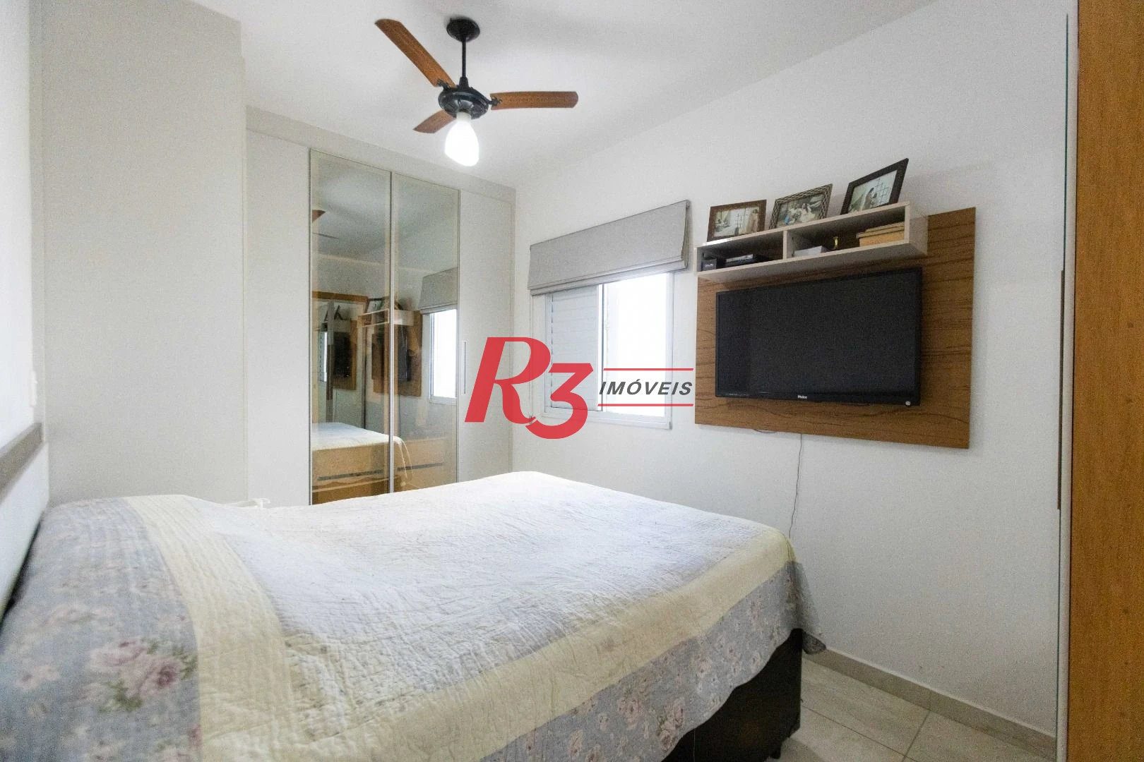 Apartamento com 2 dormitórios à venda, 64 m² por R$ 640.000,00 - Estuário - Santos/SP
