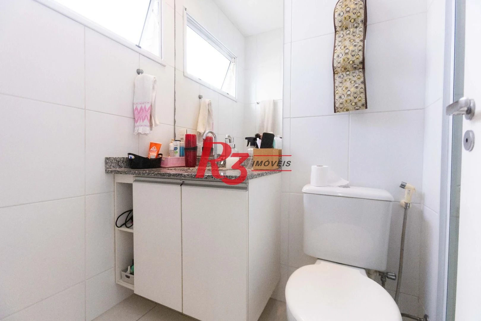 Apartamento com 2 dormitórios à venda, 64 m² por R$ 640.000,00 - Estuário - Santos/SP