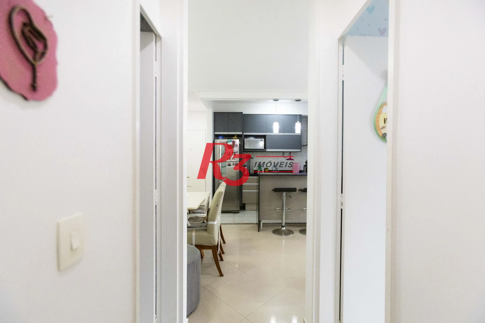 Apartamento com 2 dormitórios à venda, 64 m² por R$ 640.000,00 - Estuário - Santos/SP