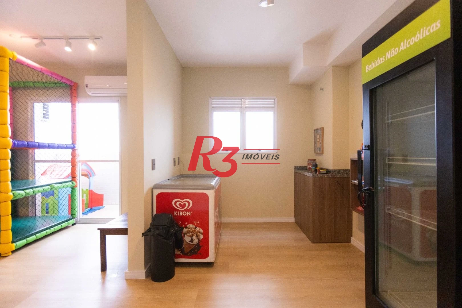 Apartamento com 2 dormitórios à venda, 64 m² por R$ 640.000,00 - Estuário - Santos/SP