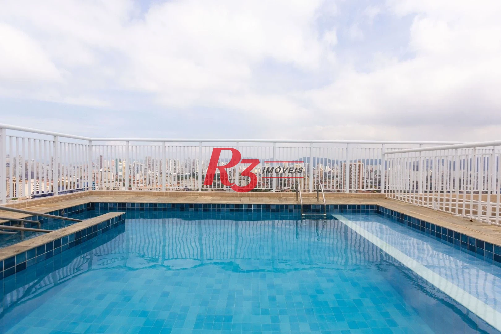 Apartamento com 2 dormitórios à venda, 64 m² por R$ 640.000,00 - Estuário - Santos/SP