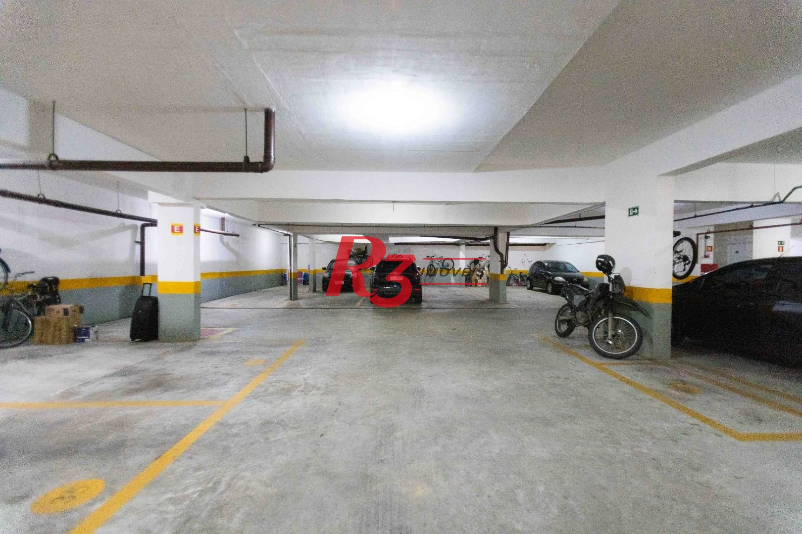 Apartamento com 2 dormitórios à venda, 64 m² por R$ 640.000,00 - Estuário - Santos/SP