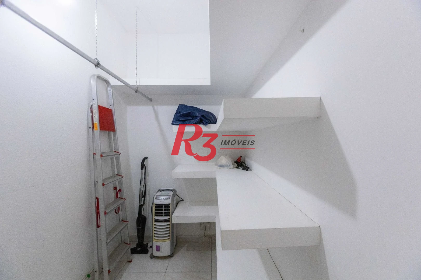 Kitnet com 1 dormitório à venda, 48 m² por R$ 340.000,00 - Aparecida - Santos/SP