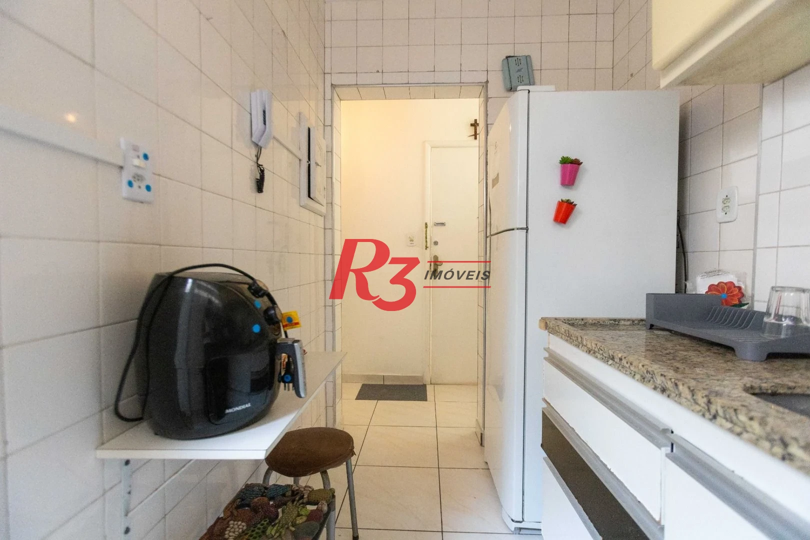 Kitnet com 1 dormitório à venda, 48 m² por R$ 340.000,00 - Aparecida - Santos/SP