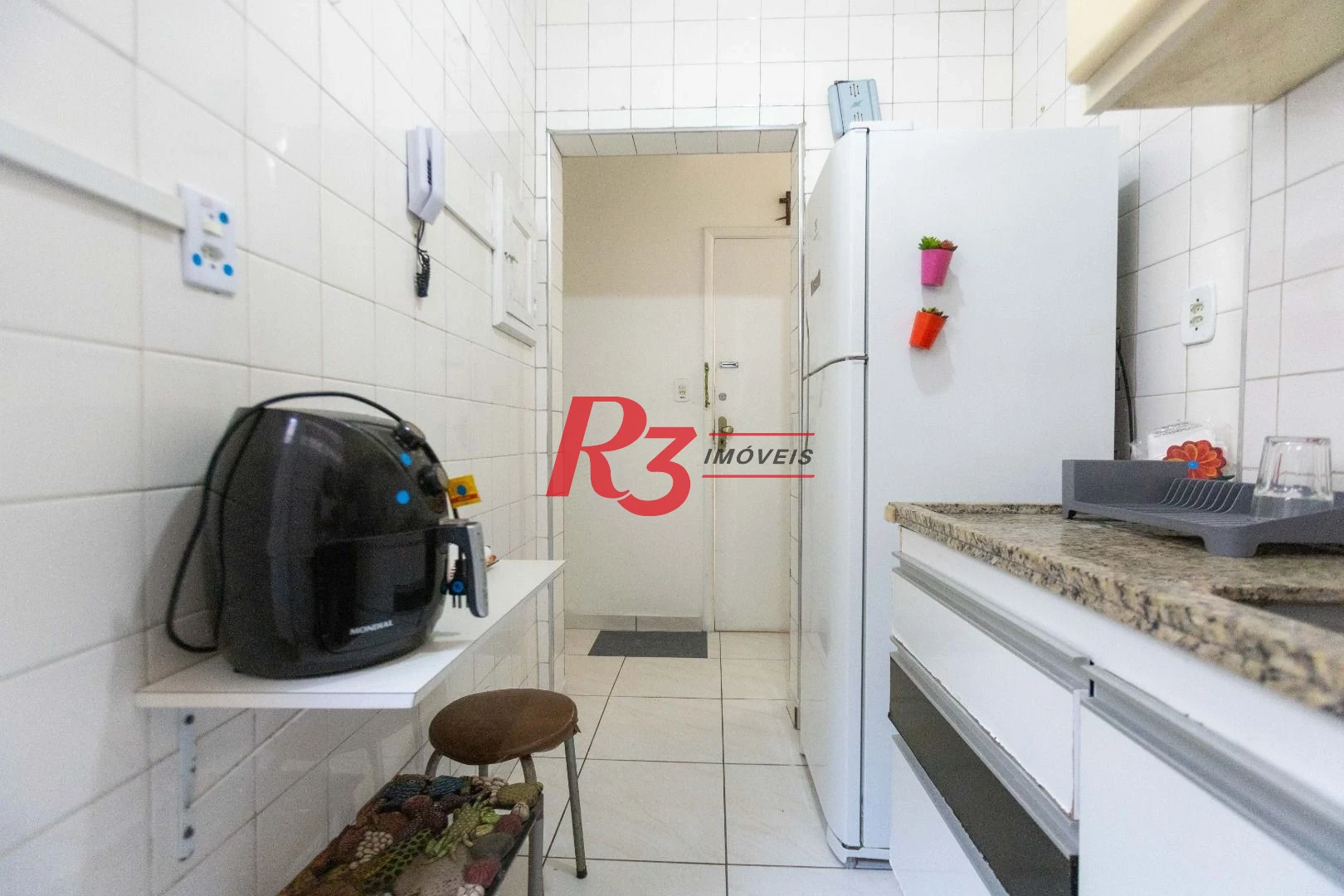 Kitnet com 1 dormitório à venda, 48 m² por R$ 340.000,00 - Aparecida - Santos/SP