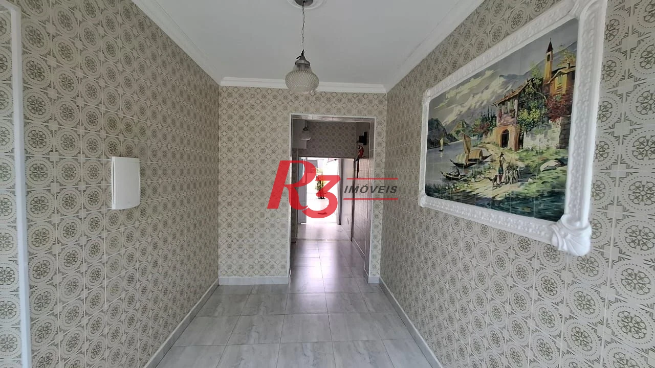 Sobrado com 3 dormitórios à venda, 170 m² por R$ 1.500.000,00 - Embaré - Santos/SP
