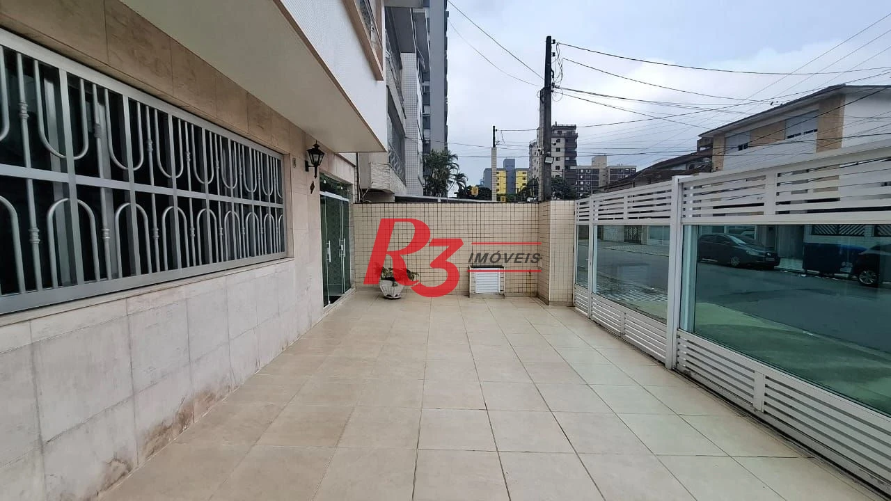 Sobrado com 3 dormitórios à venda, 170 m² por R$ 1.500.000,00 - Embaré - Santos/SP
