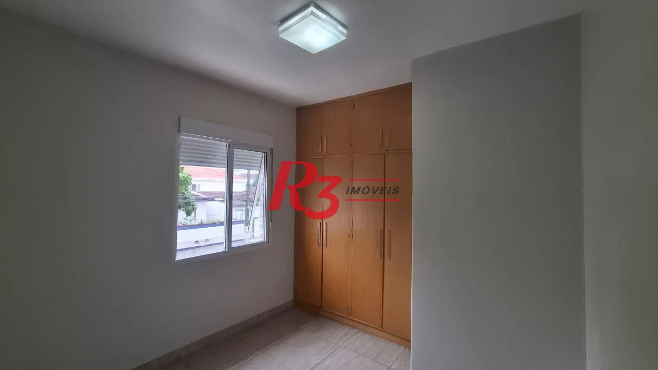 Sobrado com 3 dormitórios à venda, 170 m² por R$ 1.500.000,00 - Embaré - Santos/SP