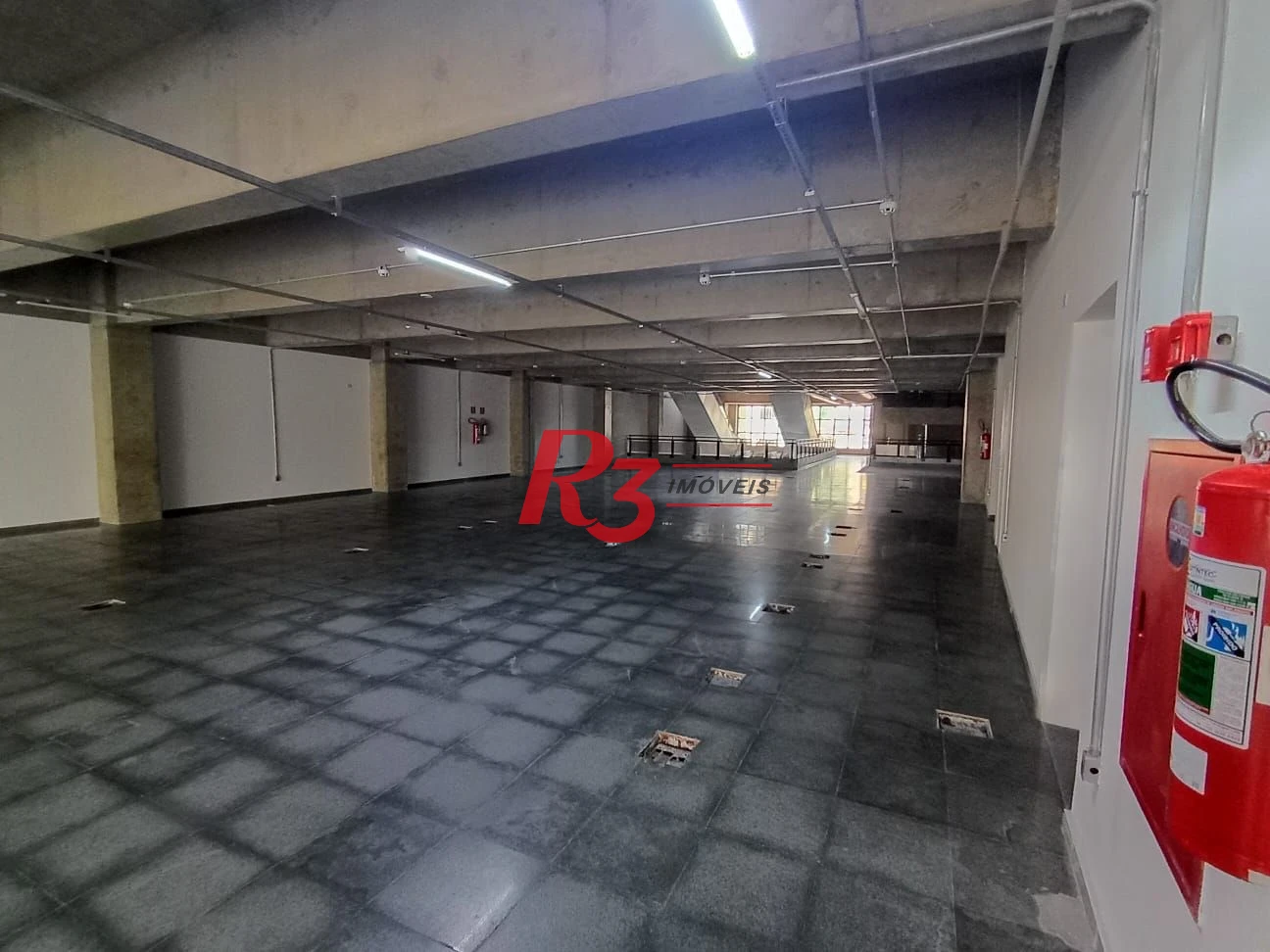 Prédio, 3328 m² - venda por R$ 15.056.000,00 ou aluguel por R$ 90.800,02 - Centro - Santos/SP
