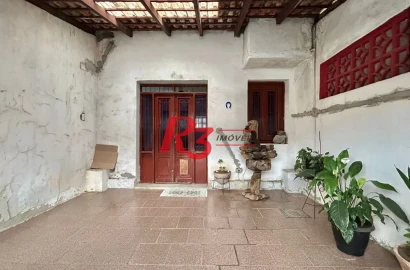 Sobrado com 3 dormitórios à venda, 121 m² por R$ 480.000,00 - Macuco - Santos/SP
