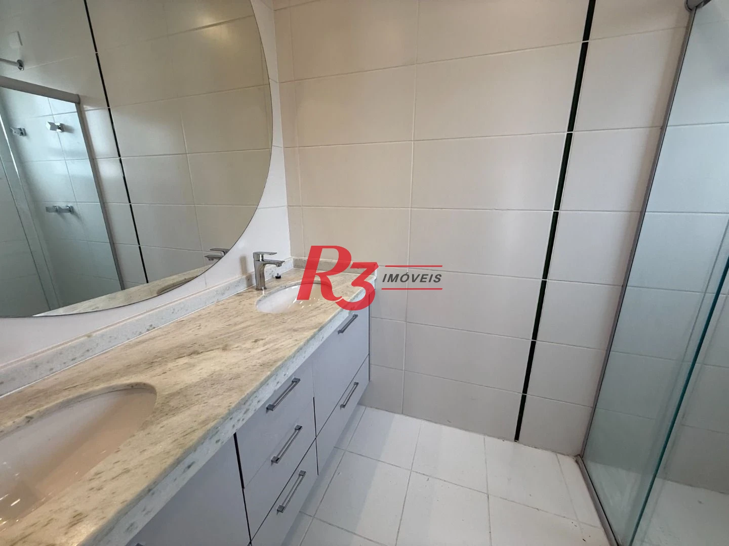 Cobertura com 3 dormitórios à venda, 110 m² por R$ 1.330.000,00 - Ponta da Praia - Santos/SP