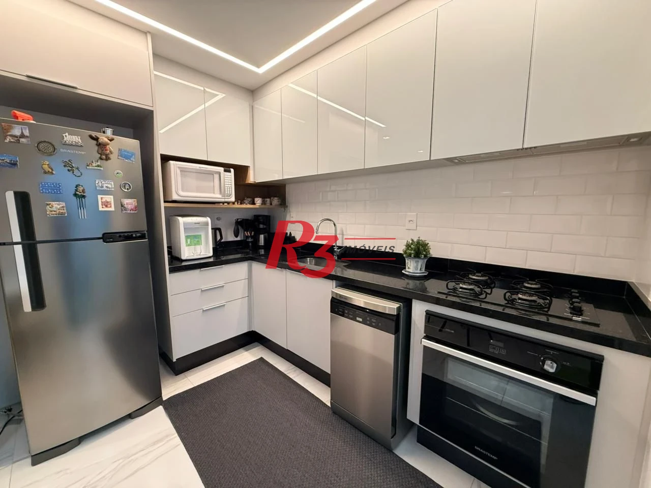 Apartamento com 3 dormitórios à venda, 134 m² por R$ 2.670.000,00 - Boqueirão - Santos/SP