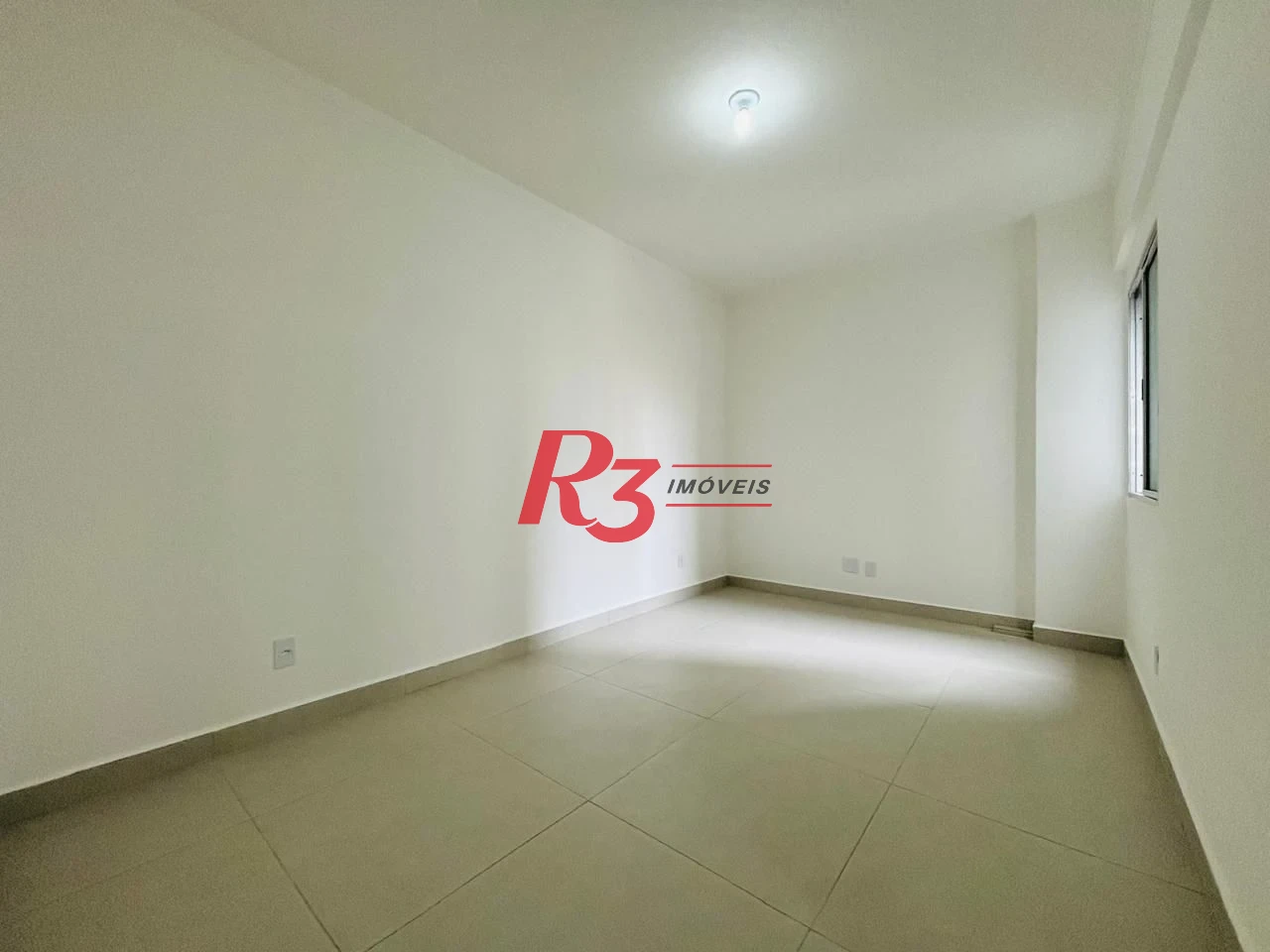Studio com 1 dormitório à venda, 33 m² por R$ 300.000,00 - Embaré - Santos/SP