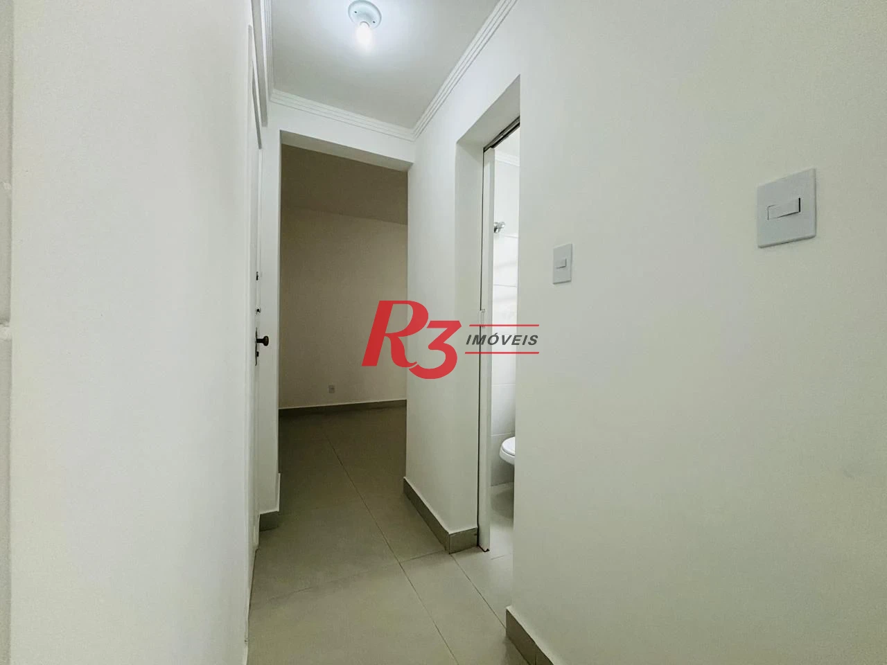 Studio com 1 dormitório à venda, 33 m² por R$ 300.000,00 - Embaré - Santos/SP