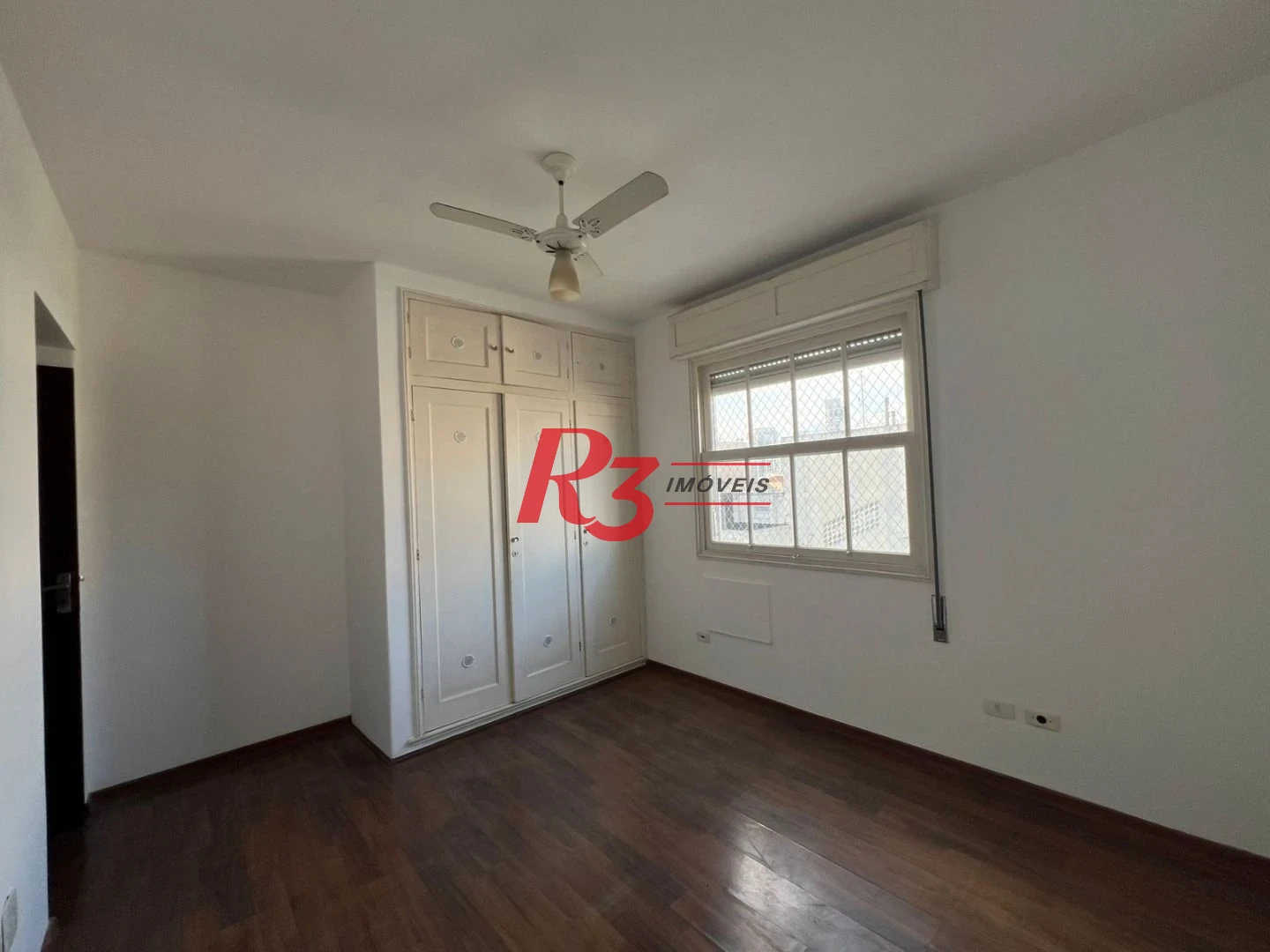 Apartamento com 4 dormitórios para alugar, 200 m² por R$ 6.900,00/mês - Boqueirão - Santos/SP