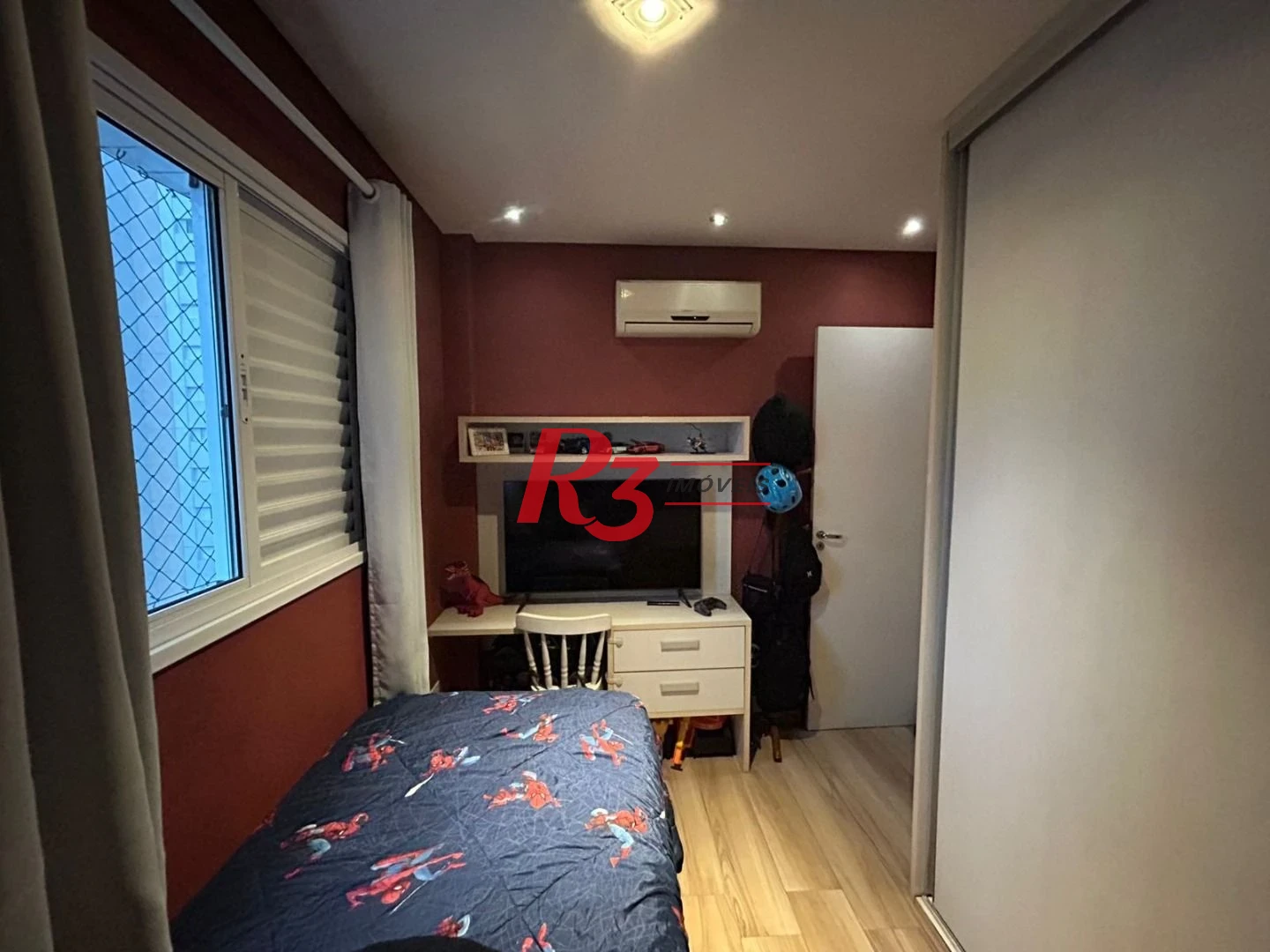 Apartamento com 3 dormitórios à venda, 77 m² por R$ 750.000,00 - Ponta da Praia - Santos/SP