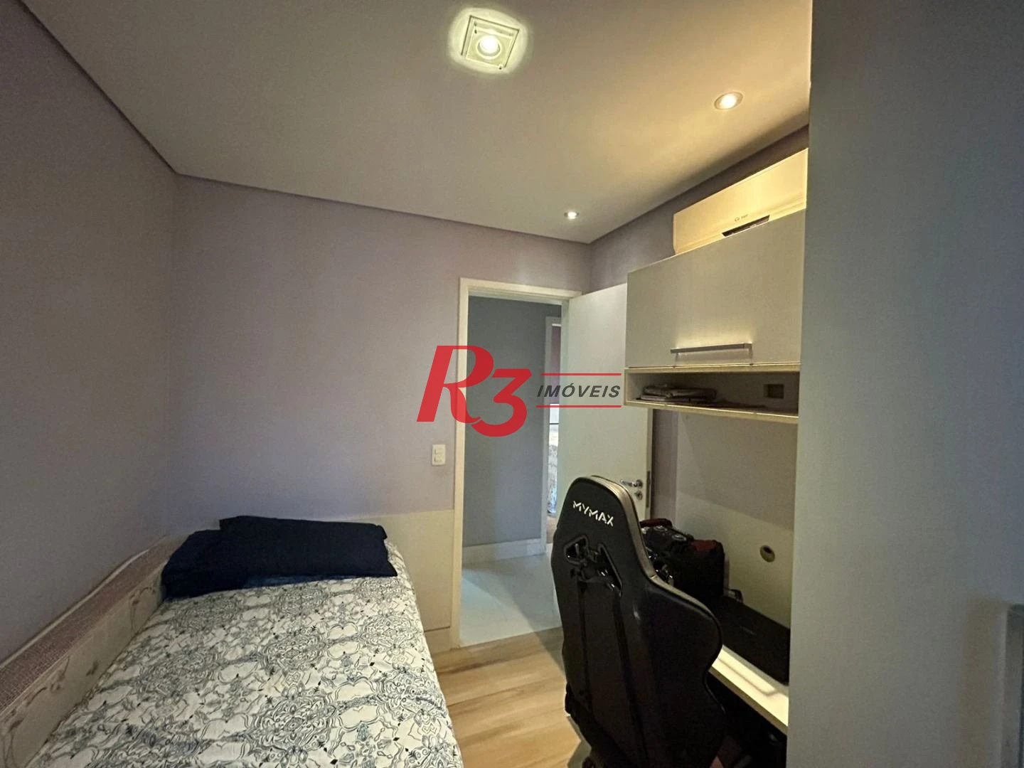 Apartamento com 3 dormitórios à venda, 77 m² por R$ 750.000,00 - Ponta da Praia - Santos/SP