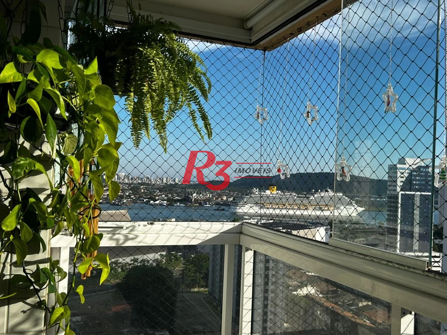 Apartamento com 3 dormitórios à venda, 77 m² por R$ 750.000,00 - Ponta da Praia - Santos/SP