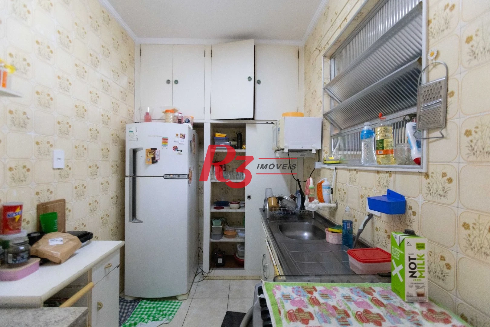 Apartamento com 2 dormitórios à venda, 64 m² por R$ 335.000,00 - Marapé - Santos/SP