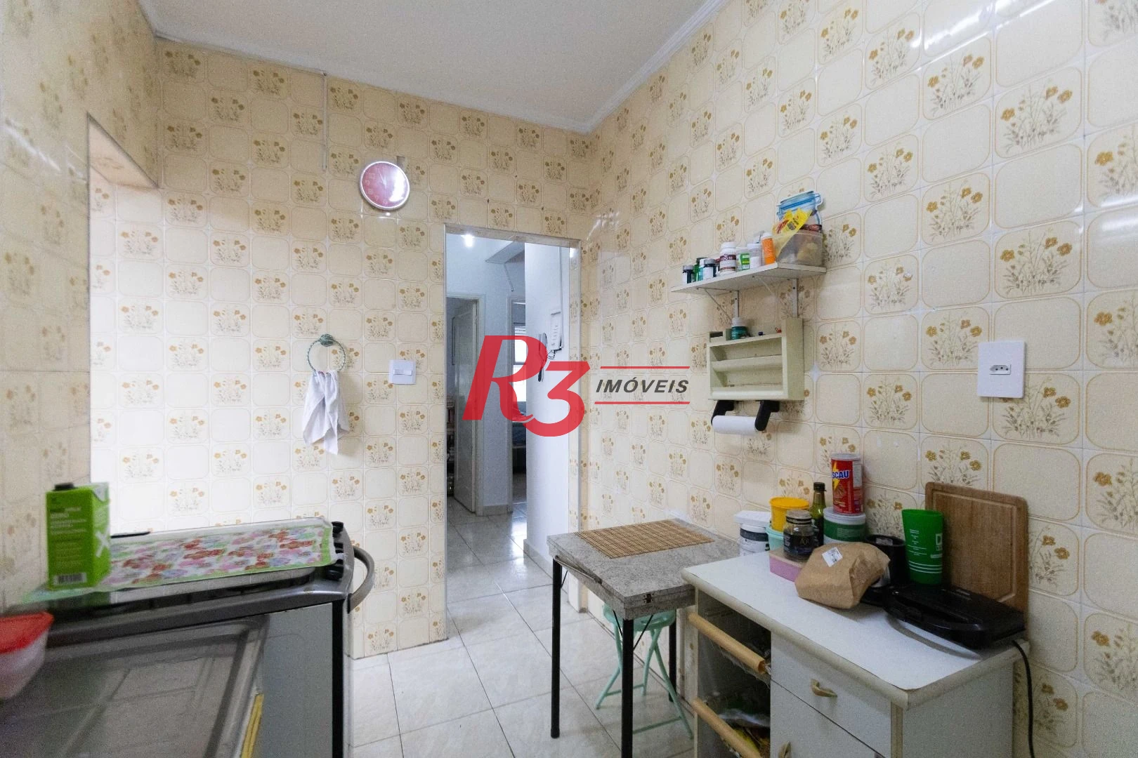 Apartamento com 2 dormitórios à venda, 64 m² por R$ 335.000,00 - Marapé - Santos/SP