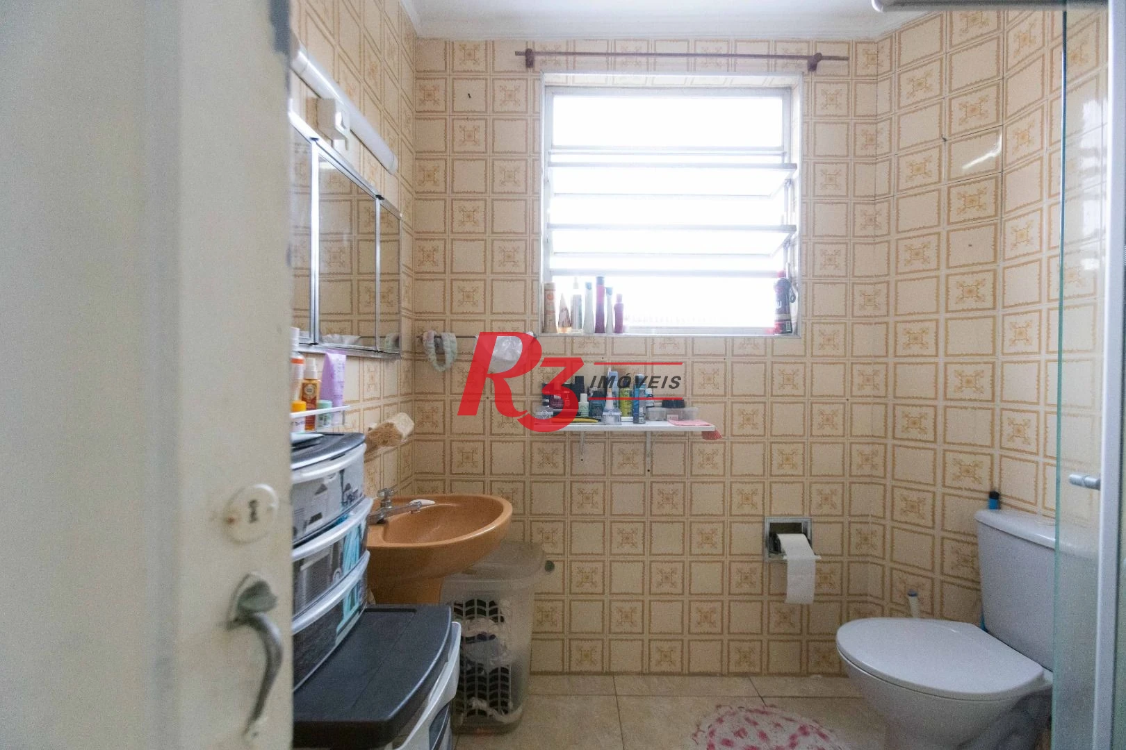 Apartamento com 2 dormitórios à venda, 64 m² por R$ 335.000,00 - Marapé - Santos/SP