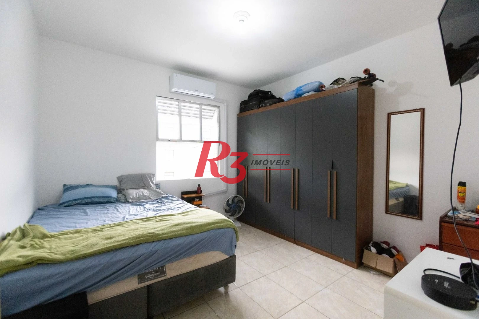 Apartamento com 2 dormitórios à venda, 64 m² por R$ 335.000,00 - Marapé - Santos/SP