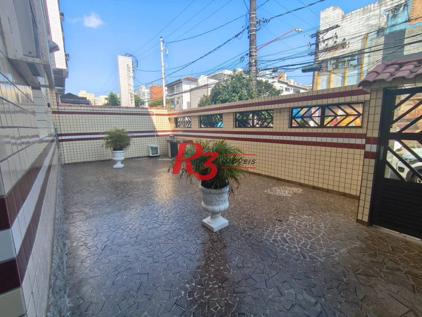 Apartamento com 2 dormitórios à venda, 64 m² por R$ 345.000,00 - Campo Grande - Santos/SP