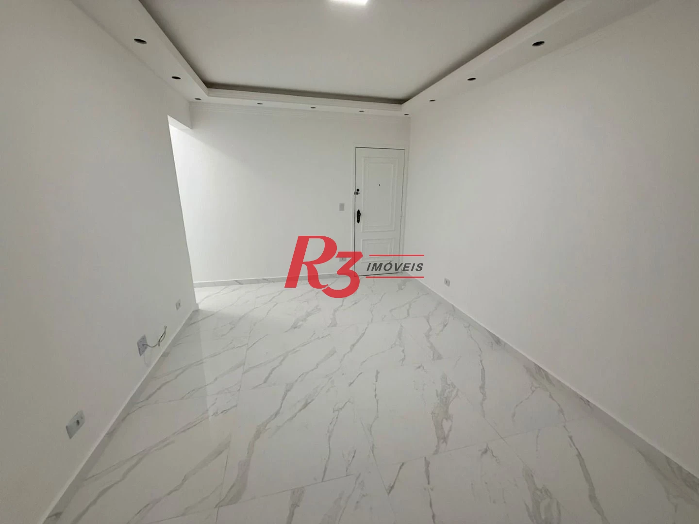 Apartamento com 2 dormitórios à venda, 50 m² por R$ 350.000,00 - Centro - São Vicente/SP