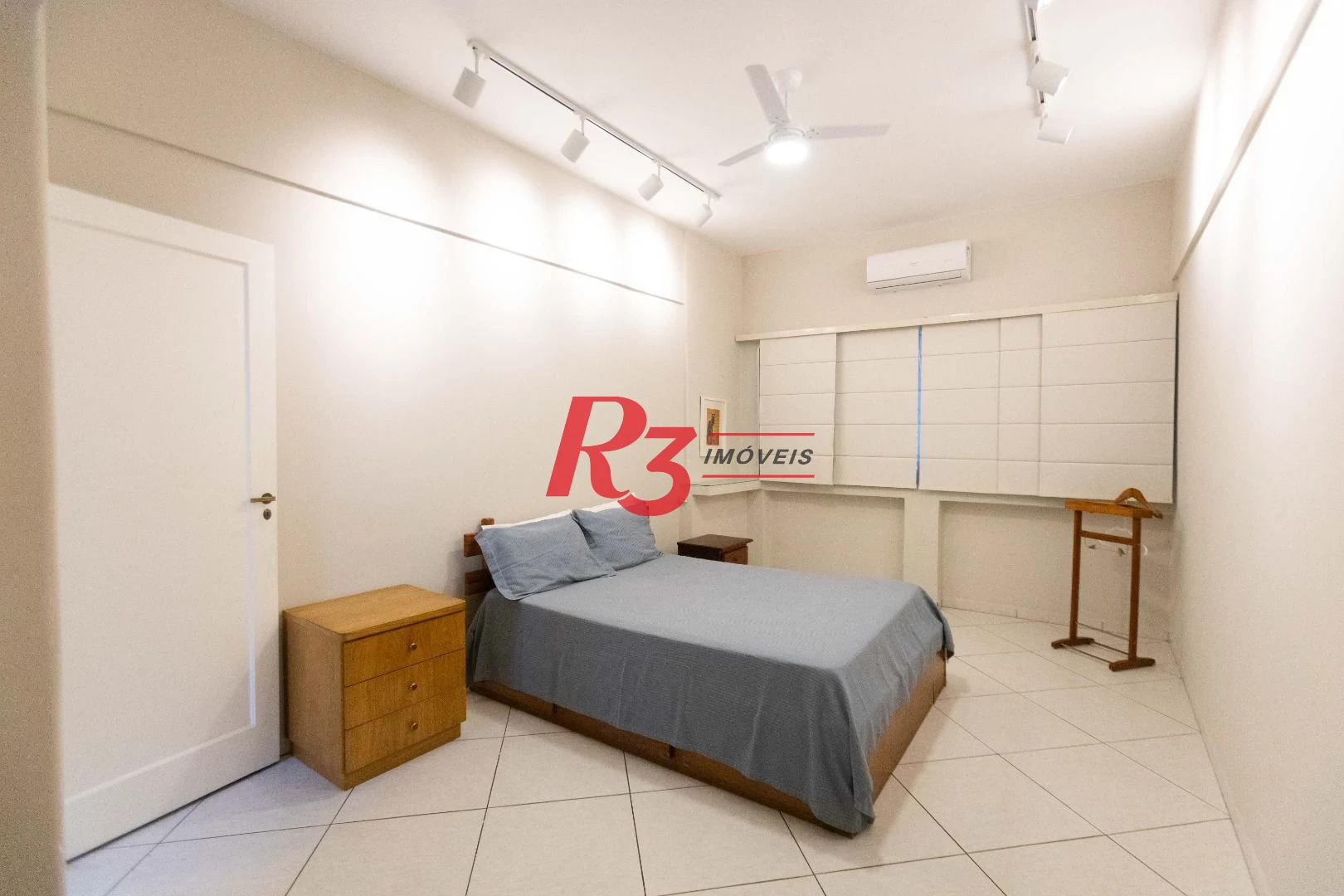 Apartamento com 1 dormitório para alugar, 68 m² por R$ 5.000,02/mês - José Menino - Santos/SP