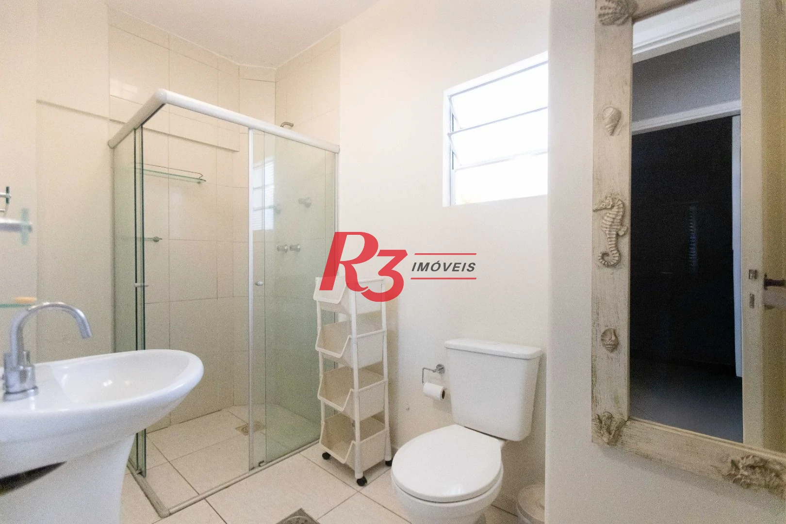 Apartamento com 1 dormitório para alugar, 68 m² por R$ 5.000,02/mês - José Menino - Santos/SP