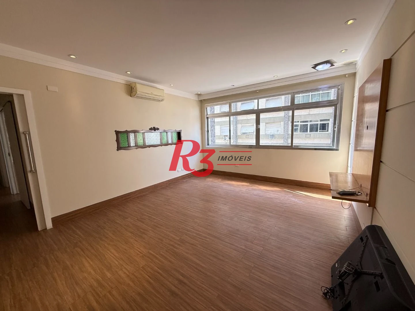 Apartamento com 3 dormitórios para alugar, 124 m² por R$ 5.300,02/mês - Gonzaga - Santos/SP