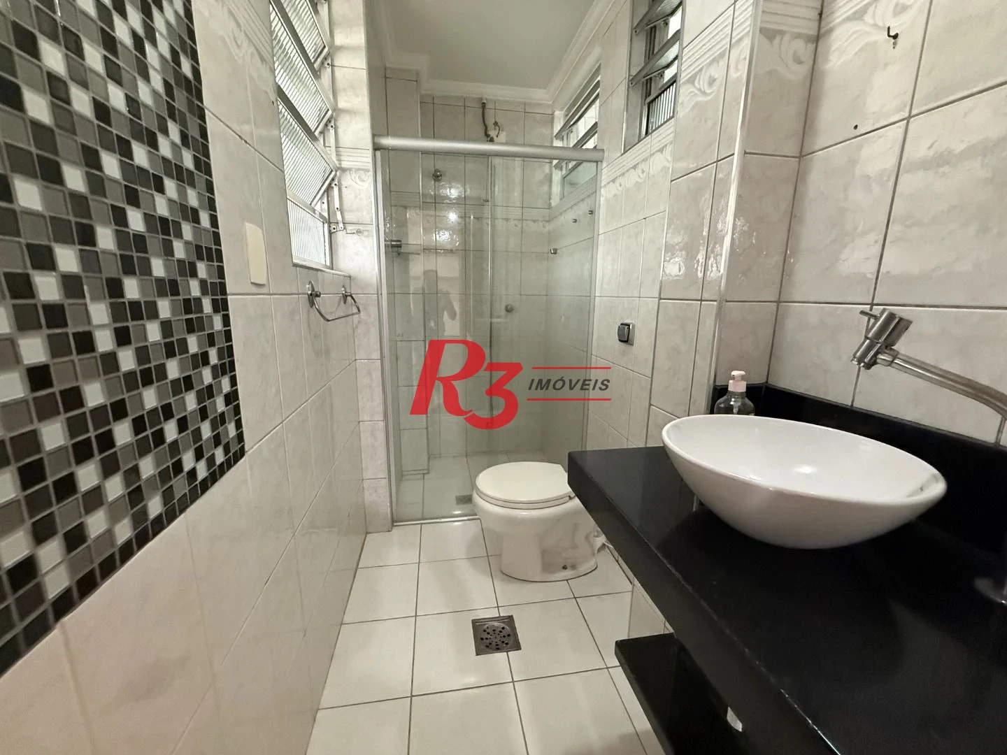 Apartamento com 3 dormitórios para alugar, 124 m² por R$ 5.300,02/mês - Gonzaga - Santos/SP