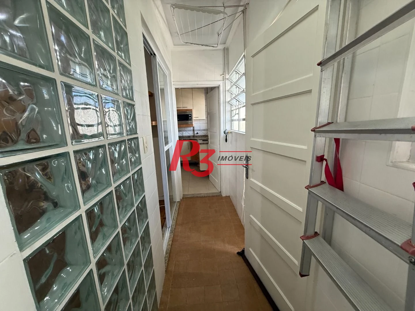Apartamento com 3 dormitórios para alugar, 124 m² por R$ 5.300,02/mês - Gonzaga - Santos/SP