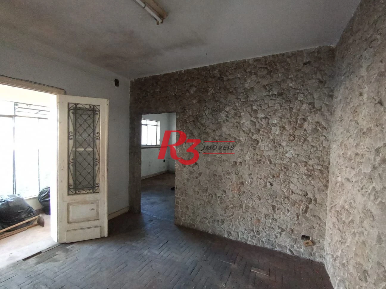 Sobrado para alugar, 207 m² por R$ 7.350,00/mês - Boqueirão - Santos/SP