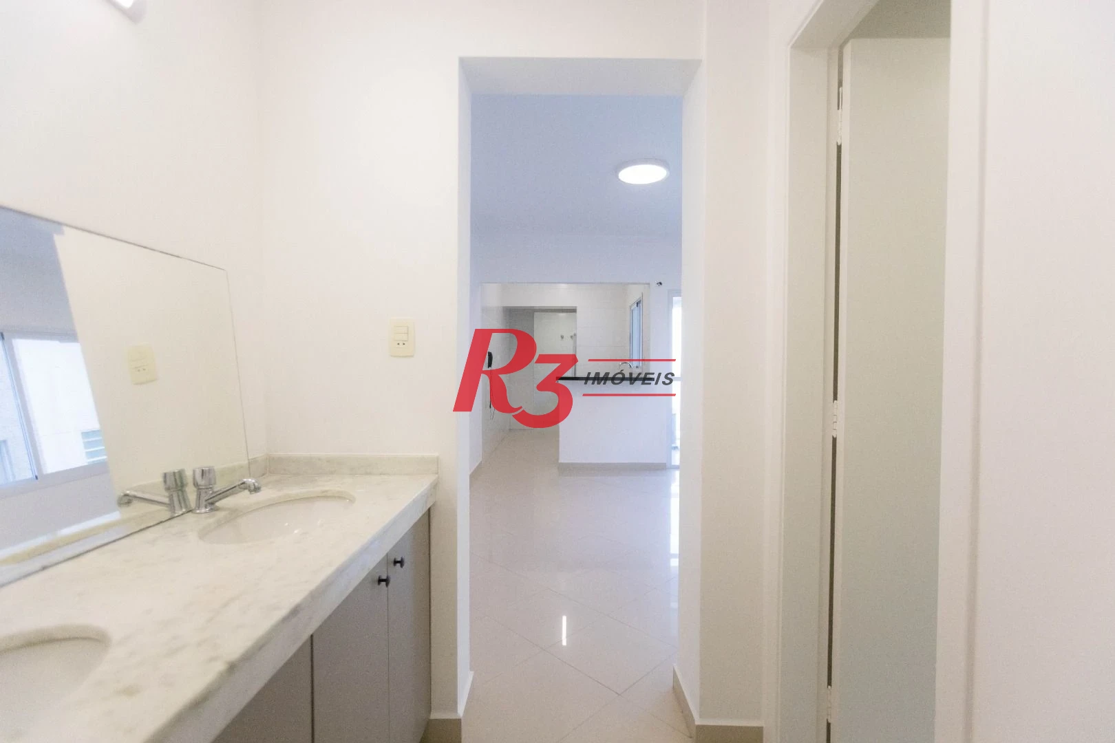 Apartamento com 1 dormitório à venda, 48 m² por R$ 590.000,00 - Ponta da Praia - Santos/SP