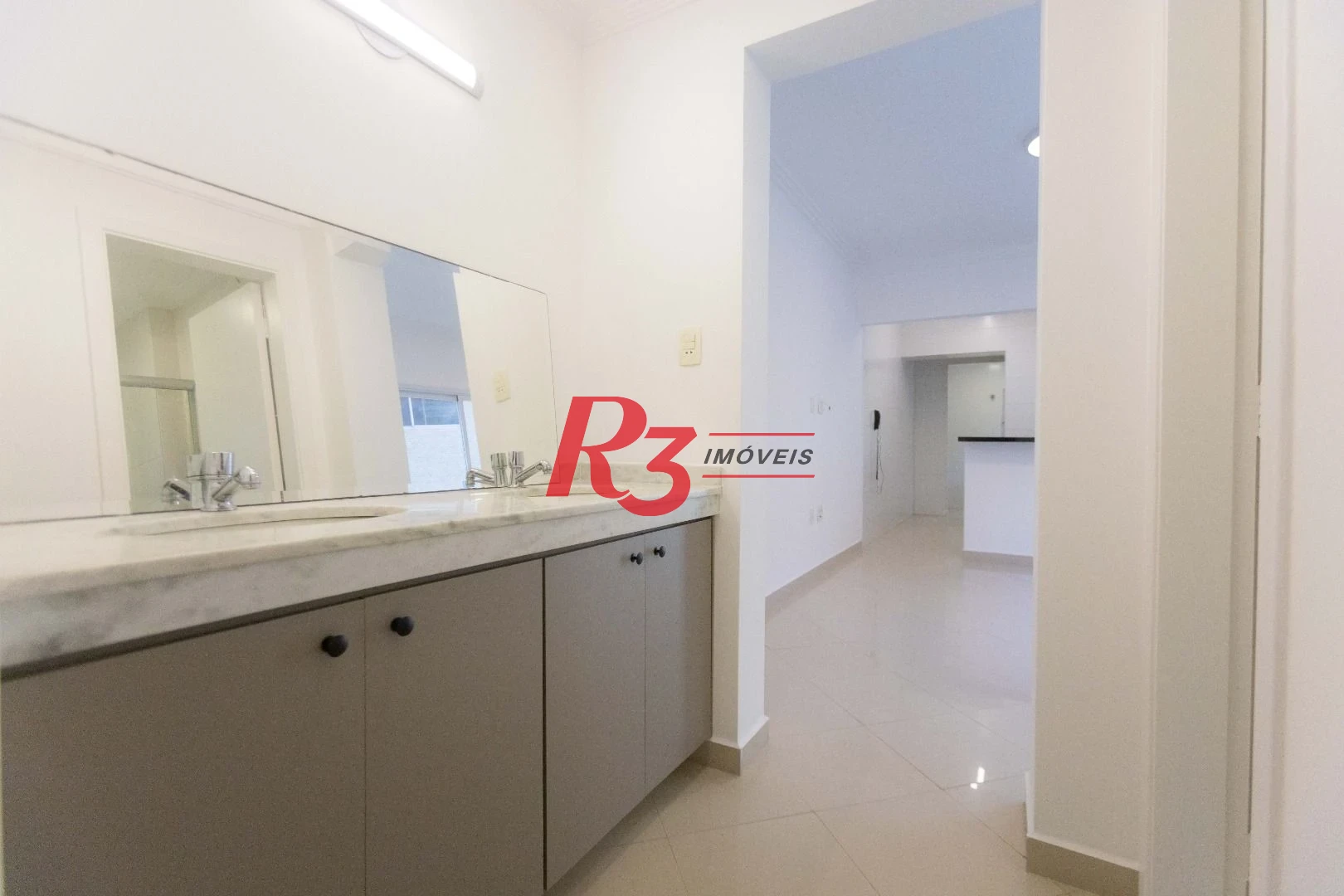 Apartamento com 1 dormitório à venda, 48 m² por R$ 590.000,00 - Ponta da Praia - Santos/SP