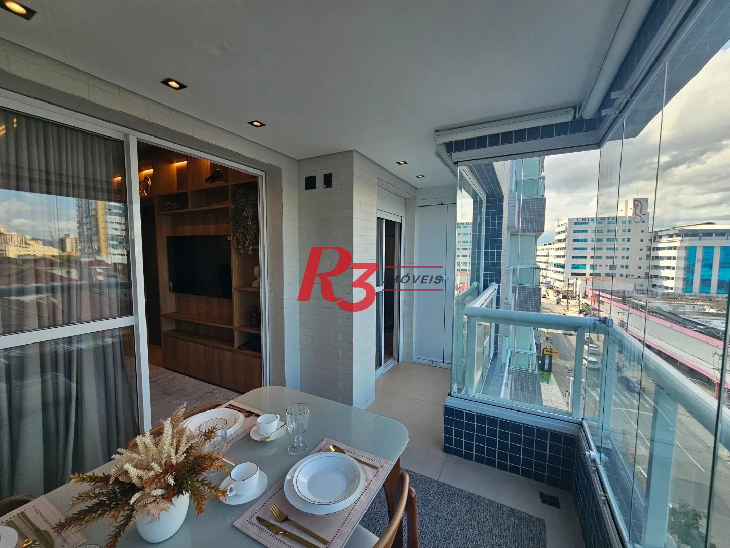 Apartamento com 1 dormitório à venda, 60 m² por R$ 990.000,00 - Boqueirão - Santos/SP