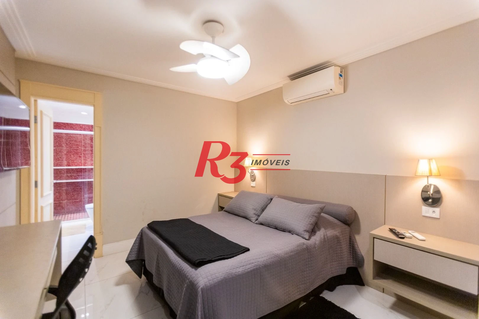 Apartamento com 4 dormitórios à venda, 210 m² por R$ 2.380.000,00 - Embaré - Santos/SP