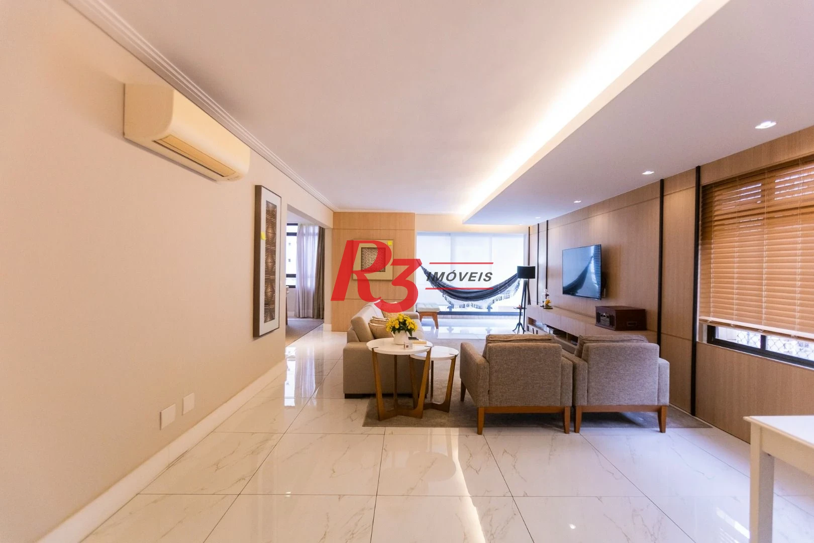 Apartamento com 4 dormitórios à venda, 210 m² por R$ 2.380.000,00 - Embaré - Santos/SP