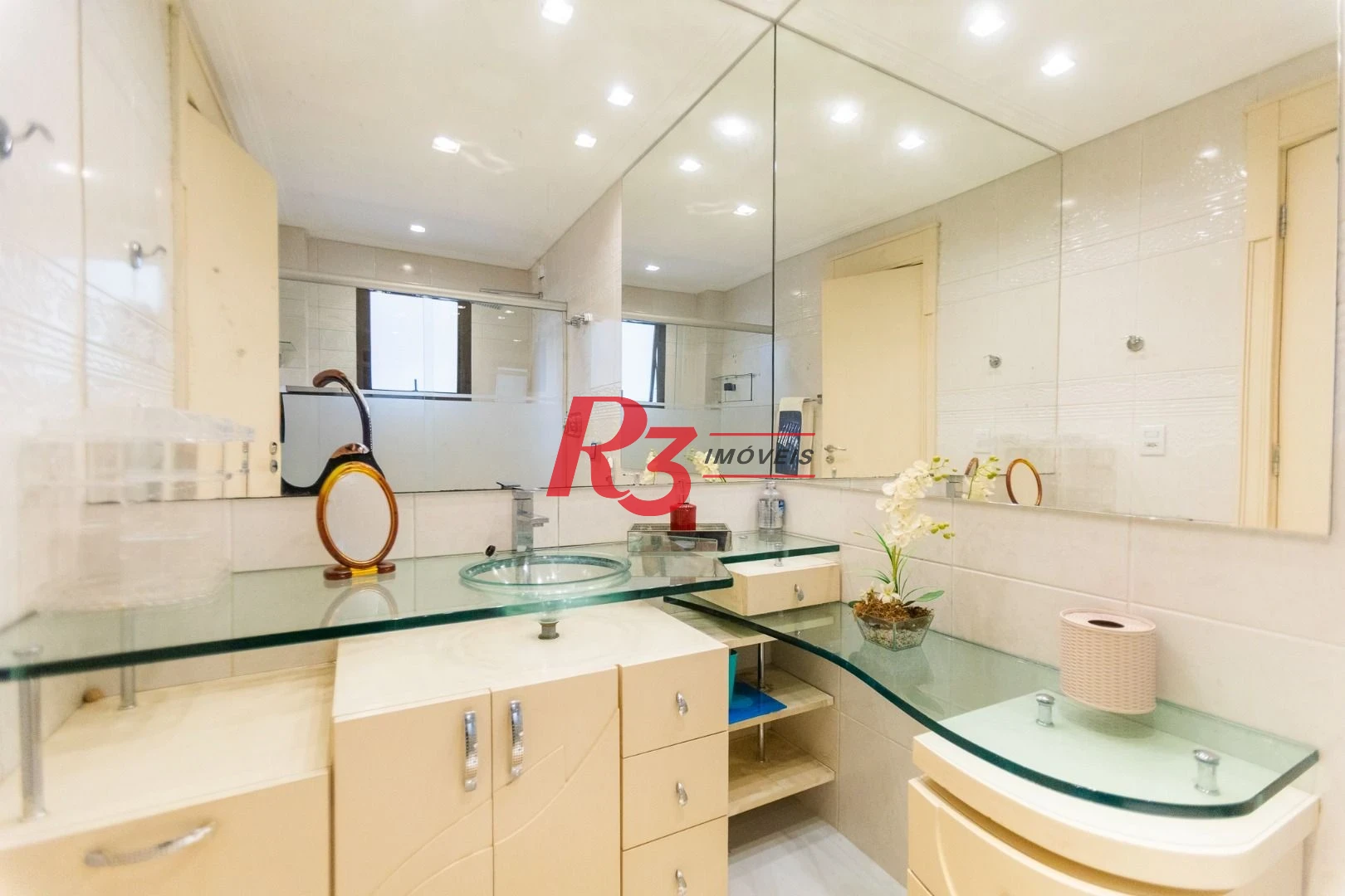 Apartamento com 4 dormitórios à venda, 210 m² por R$ 2.380.000,00 - Embaré - Santos/SP
